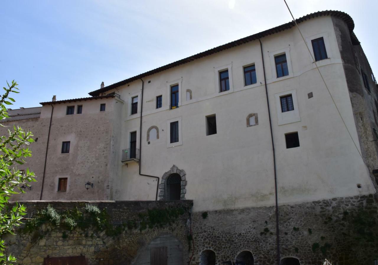 Apartmán Al Castello Di Leprignano Capena Exteriér fotografie
